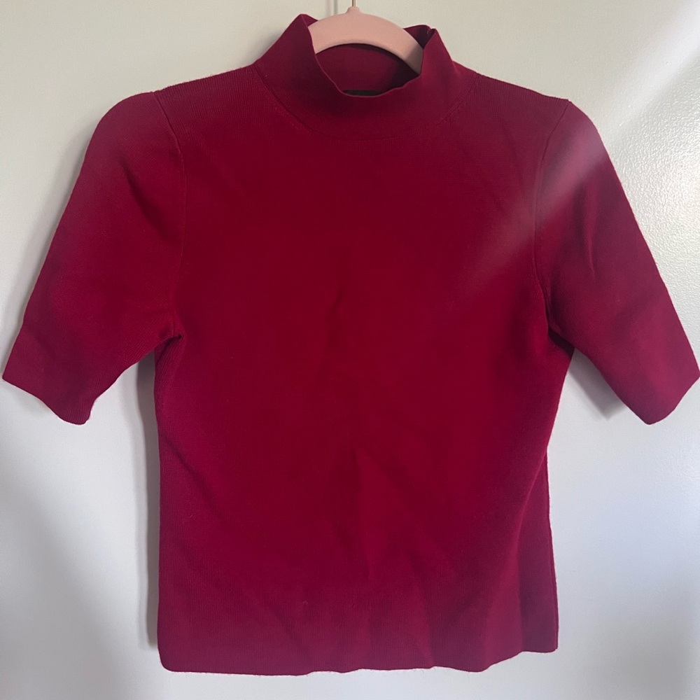 Ann Taylor Red Fitted Short Sleeve Mandarin Collar Tee
